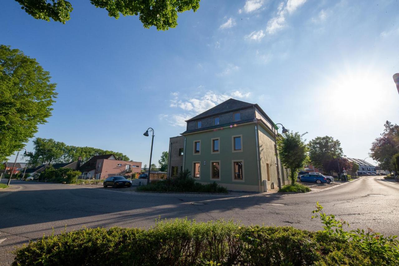 Green & Breakfast Chambre Satita Niederpallen Exterior photo